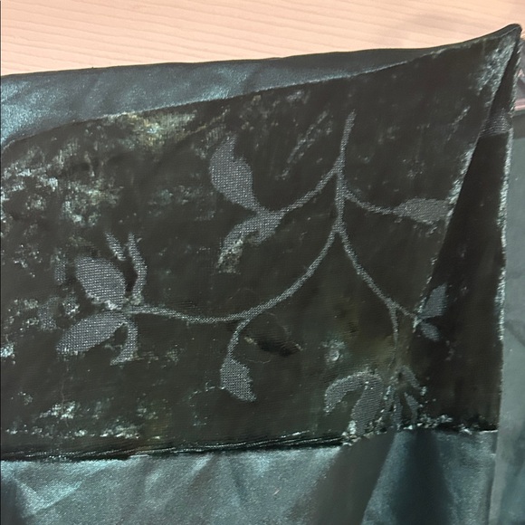 Vintage 90’s Jaclyn Smith Deep Green Satin Intimate Wrap Robe - Picture 6 of 9